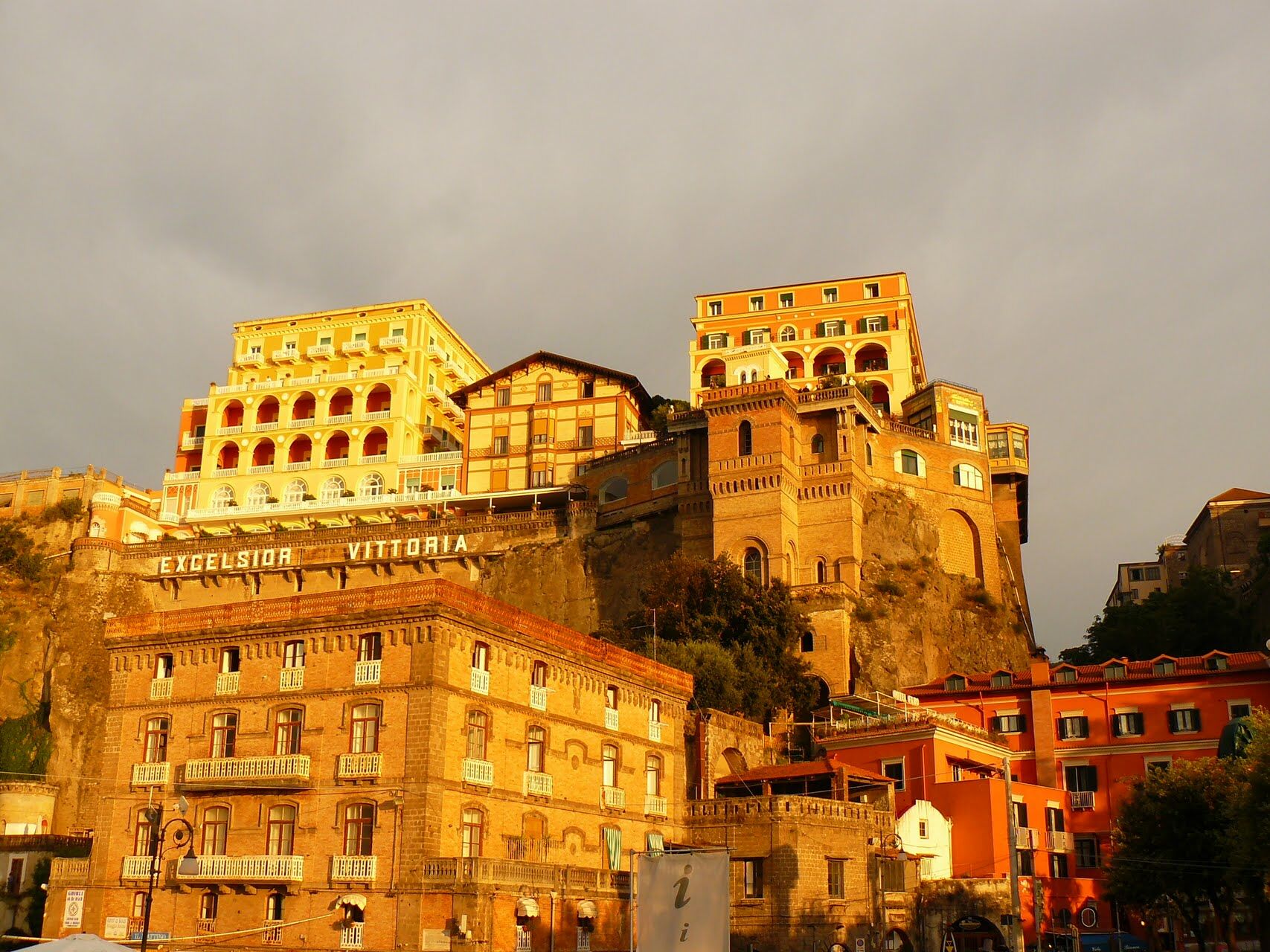 Grand Hotel Excelsior Vittoria Sorrento Luaran gambar